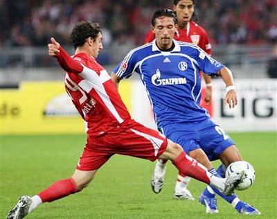 烈冲突中引 烈冲突中引